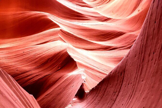 Antelope Canyon via Canyon X and Horseshoe Bend Scenic Tour from Sedona - Horseshoe Bend: iconic views, but go in ready to walk