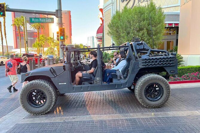 Combo: Las Vegas Strip, Desert and History Tour by Hummer - How the route feels overall: desert drama, then two styles of Vegas