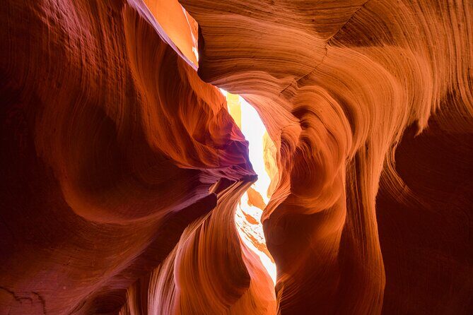 Deer Canyon Adventure through Antelope Canyon - Deer Canyon Slot Canyon: What Makes It Different Near Page
