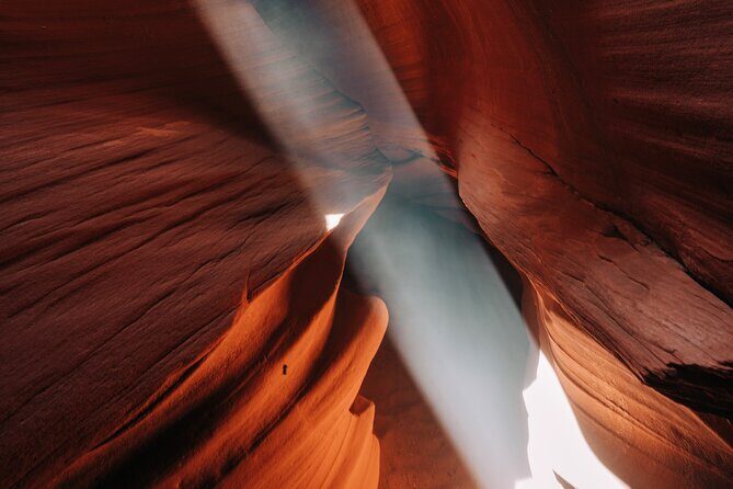 Deer Canyon Adventure through Antelope Canyon - Stop in the Canyon: What You’ll Actually See and Feel