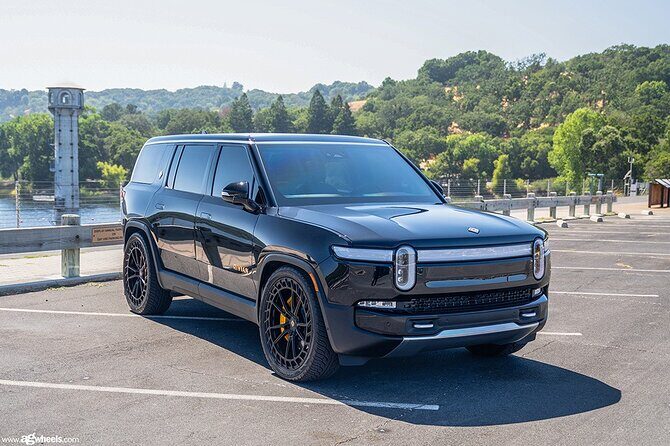 Departure by Eco SUV from Las Vegas City to Las Vegas LAS Airport - Should You Book This 1-Way Electric SUV Transfer to LAS?