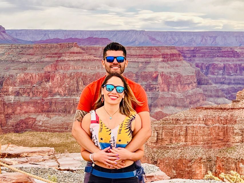 Excursion al Gran Cañon en español - Las Vegas - Getting picked up and settled: the van experience (and seat tip)