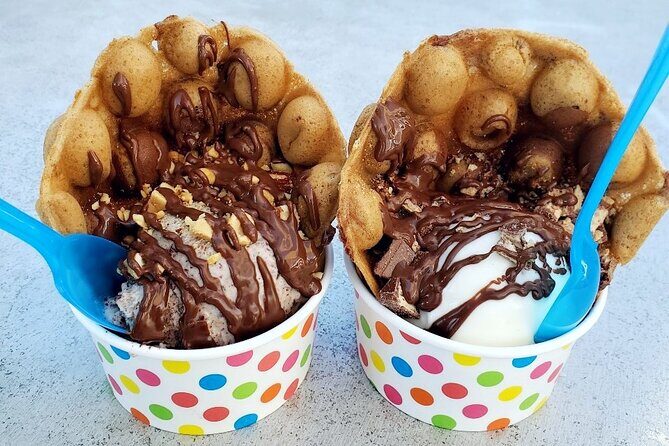 Flavors of Fremont: Downtown Vegas Food Tour & Local Secrets - Stop Three: Downtown Container Park and the sweet bubble waffle finish