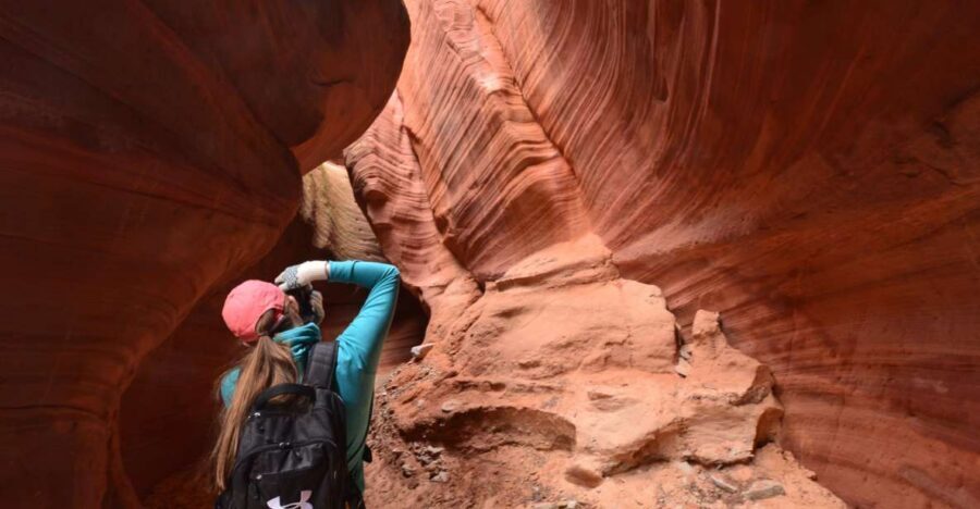 From Kanab: 3-Hour Peek-a-Boo Slot Canyon Hiking/Photo Tour - The Photo Game Plan for Peek-a-Boo Slot Canyon