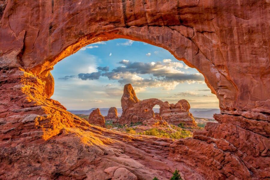 From Las Vegas: 7-Day Utah and Arizona National Parks Tour - Price and value: what $1,995 really covers