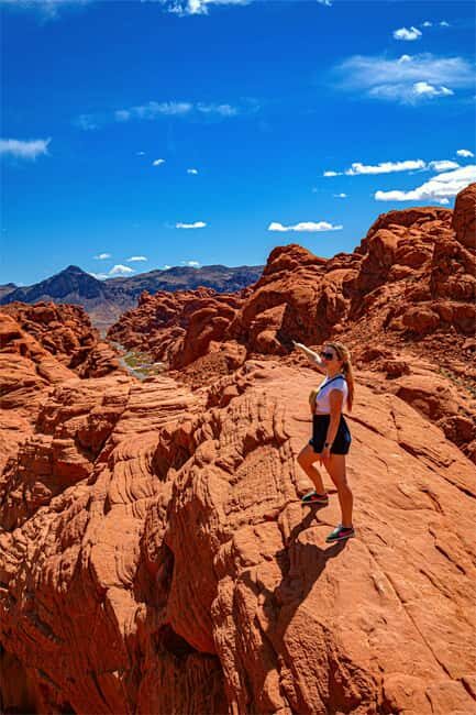 From Las Vegas: Valley of Fire State Park Guided Day Tour - Valley of Fire in plain English: Aztec sandstone, petroglyphs, and petrified trees