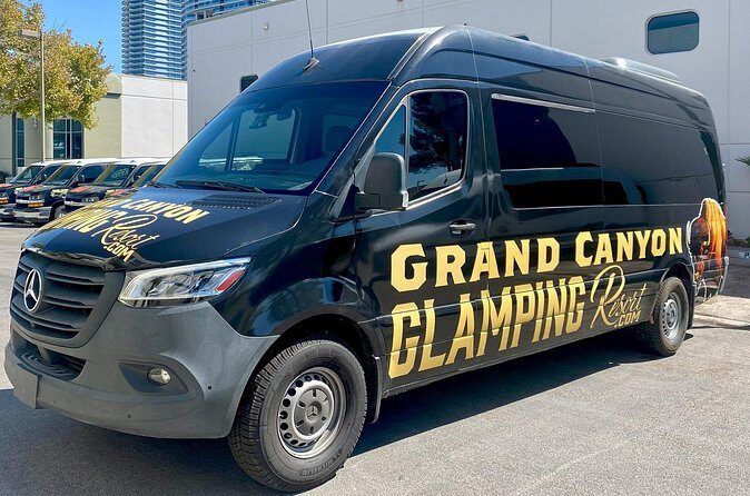 Grand Canyon Helicopter and Ranch Adventure by Luxury Vehicle - Grand Canyon Glamping Ranch: lunch plus animals, not just a waiting room