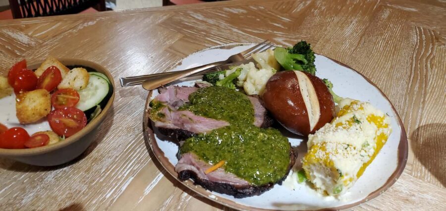 Grand Canyon South Rim Sunset Tour wth Dinner included - Dinner at Yavapai Restaurant: a practical finish to a great evening