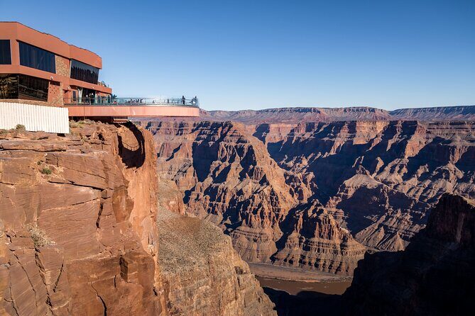 Grand Canyon West, Hoover Dam and Seven Magic Mountains & LV Sign - Why this Vegas-to-Canyon day starts at 6:00am