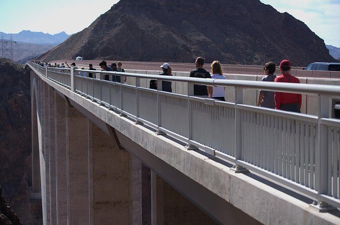 Hoover Dam Walk & Emerald Cave Kayak Combo with Lunch - Timing and logistics that actually matter (phone on, schedule tight)