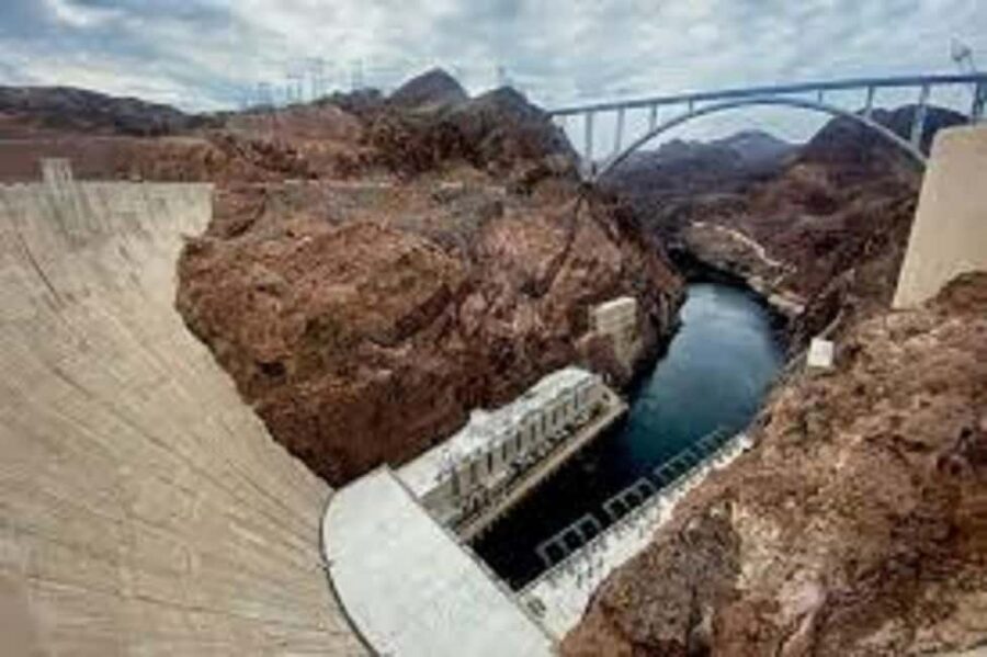 Hoover Dam,7 Magic Mountains VIP Experience Small Group Tour - Welcome to Las Vegas Sign and Seven Magic Mountains, fast but fun