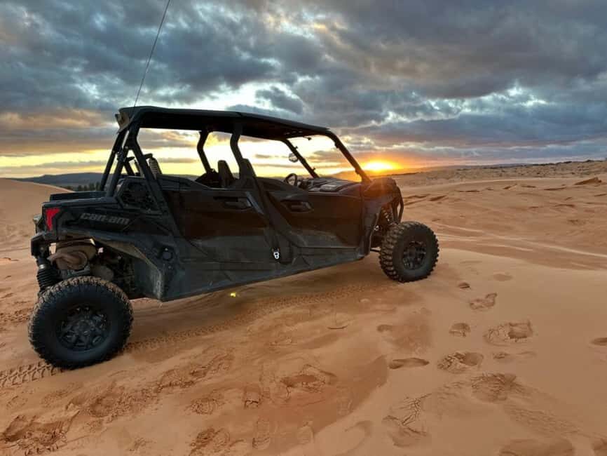 Kanab: Coral Pink Sand Dunes Sunset UTV, S’mores and Stars - The 360-degree viewpoint and the sunset stop