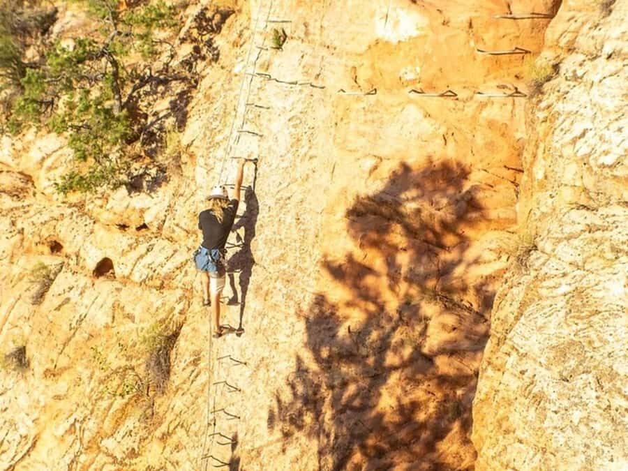 Kanab: Coral Pink Sand Dunes UTV, Canyoneering & Rappelling - Rappelling at Coral Cave: coaching makes the difference