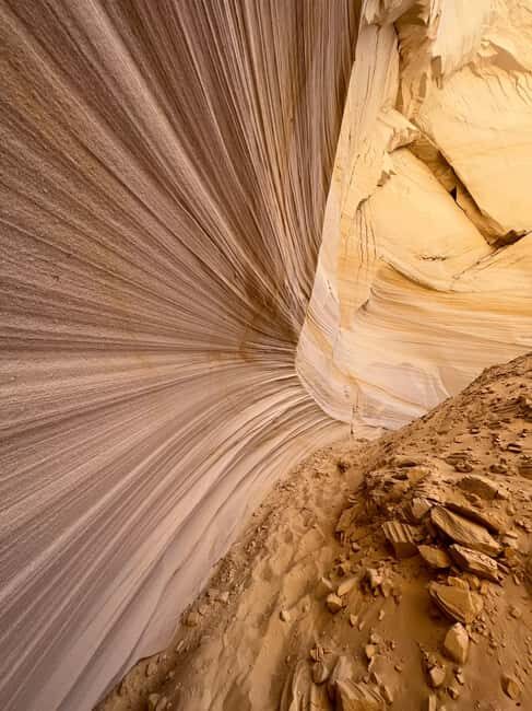 Kanab: Peekaboo Slot Canyon & Great Chamber Tour/Guided Hike - Should You Book This Peekaboo And Great Chamber Tour?