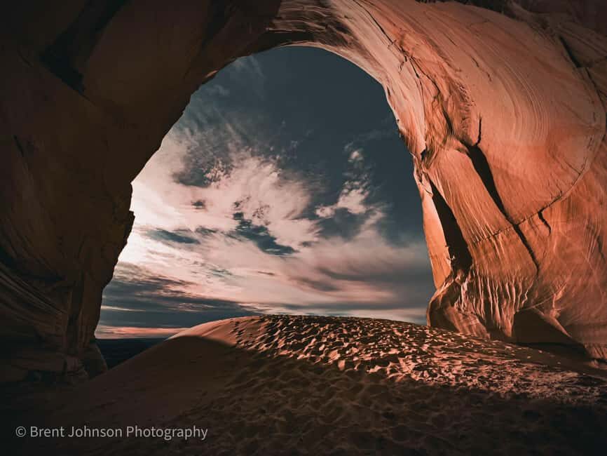 Kanab: Peekaboo Slot Canyon & Great Chamber Tour/Guided Hike - Peekaboo Slot Canyon: A 1.5-Mile Guided Walk You’ll Remember