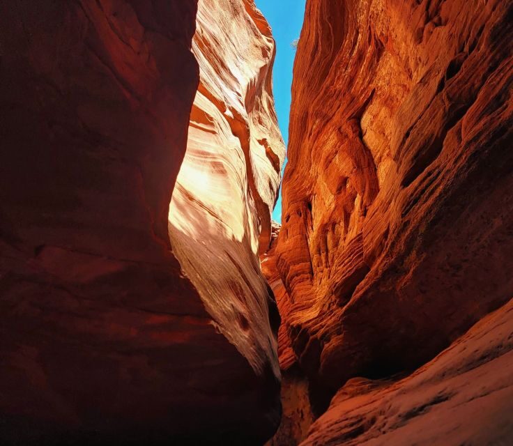 Kanab: Red Canyon Off-Road Jeep and Hiking Tour - The Jeep Drive Across Red Terrain: Thrills With a Purpose