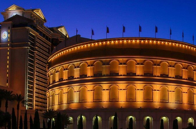 Kelly Clarkson: Studio Sessions at the Colosseum, Caesars Palace - Sound, band size, and why The Colosseum feels like more than a generic venue