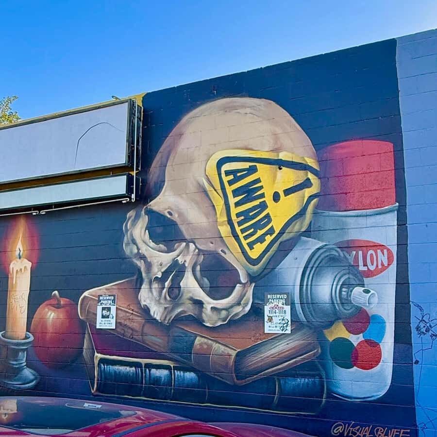 Las Vegas: 18b Arts District Walking Adventure - Inside the galleries and artist studios where work is actually happening