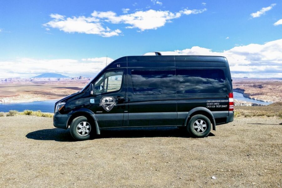 Las Vegas: Antelope Canyon & Horseshoe Bend with Lunch, WiFi - Lunch, water, and WiFi: small comforts that keep the day on track