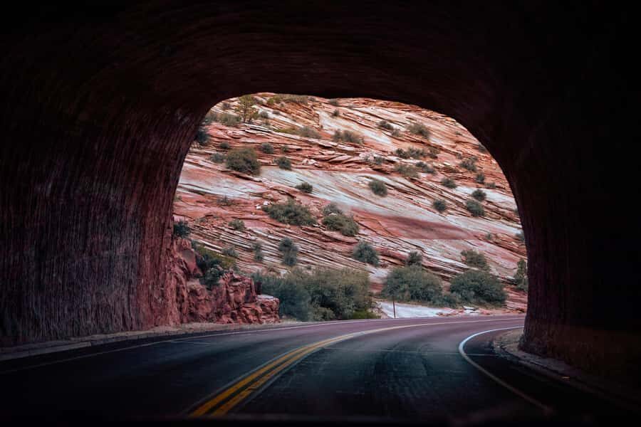 Las Vegas: Bryce and Zion National Parks Tour with Lunch - Getting There: The Bus Ride That Keeps You Moving