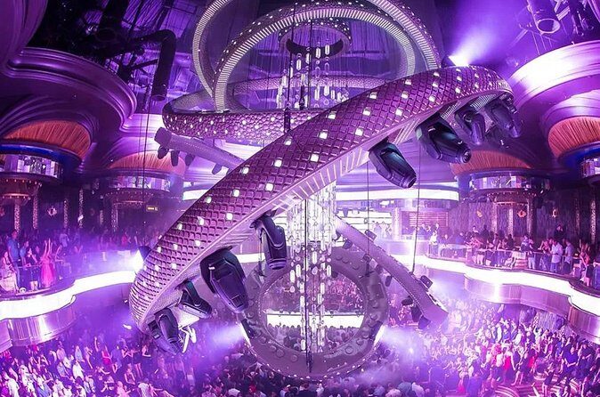 Las Vegas Club Crawl with Party Bus and Free Drinks - Club stop planning: how the night flows across three venues