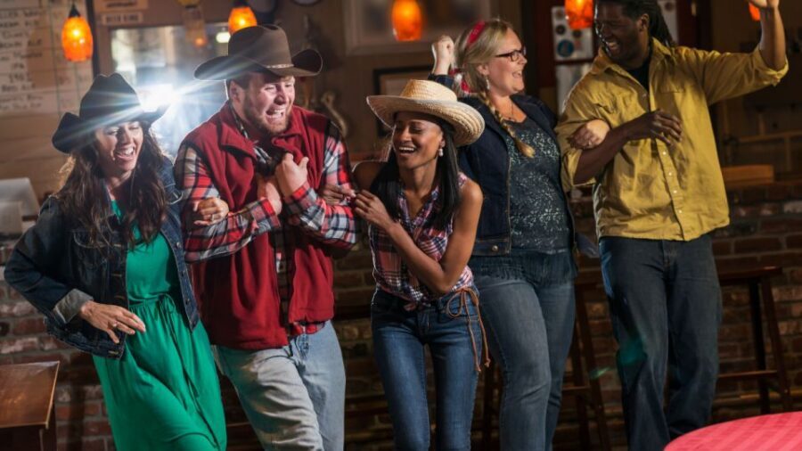 Las Vegas: Country Bar Crawl by Party Bus w/ Mixed Drinks - The guide matters, and this one gets praised