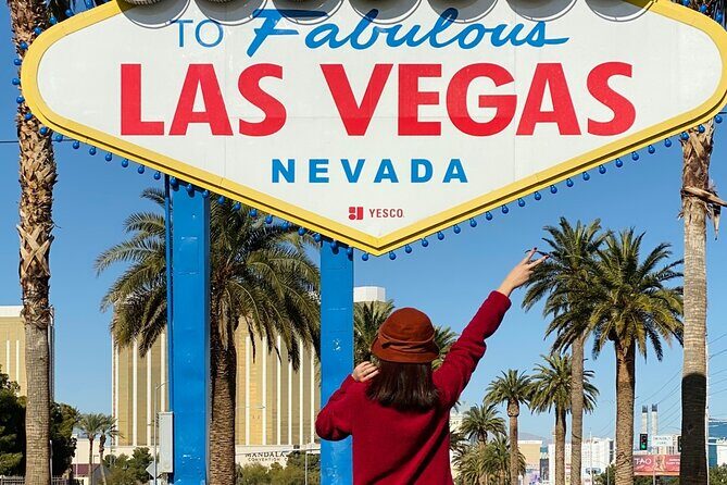 Las Vegas Day Tour – Hoover Dam, Seven Magic, Red Rock & Fremont - How this day trip solves the Vegas dilemma