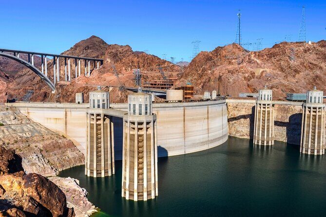 Las Vegas Day Tour – Hoover Dam, Seven Magic, Red Rock & Fremont - Red Rock Canyon viewpoints and Seven Magic Mountains: desert color without the long planning