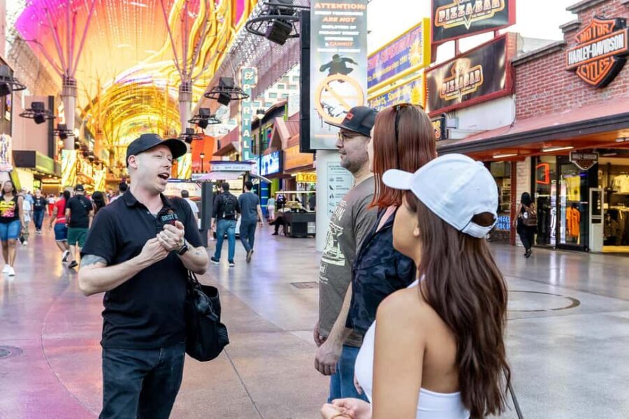 Las Vegas: Fremont Cocktail Crawl & Guided Walking Tour - Downtown Grand: affordable table game energy and a tucked-away cocktail stop