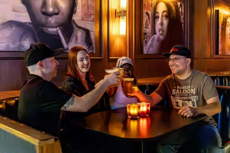 Las Vegas: Fremont Cocktail Crawl & Guided Walking Tour - Pacing, group size, and your best expectations for a 21+ crawl
