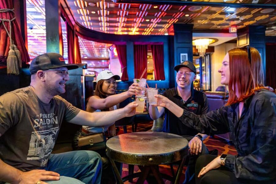 Las Vegas: Fremont Cocktail Crawl & Guided Walking Tour - Fremont Street Experience: Viva Vision, Vegas icons, and Mob-era facts you can actually use