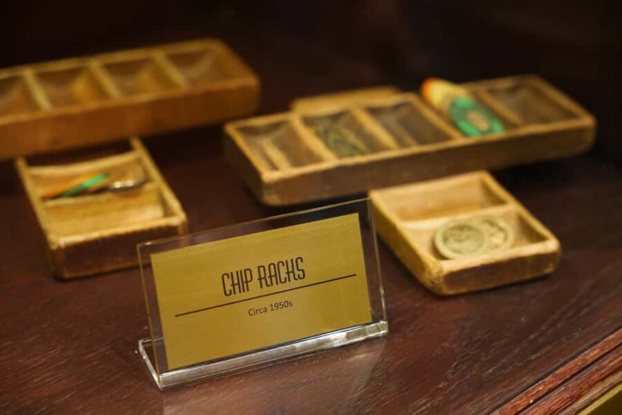 Las Vegas: Fremont Street Secrets & Red Light History Walk - The Mob Museum stop and how it connects