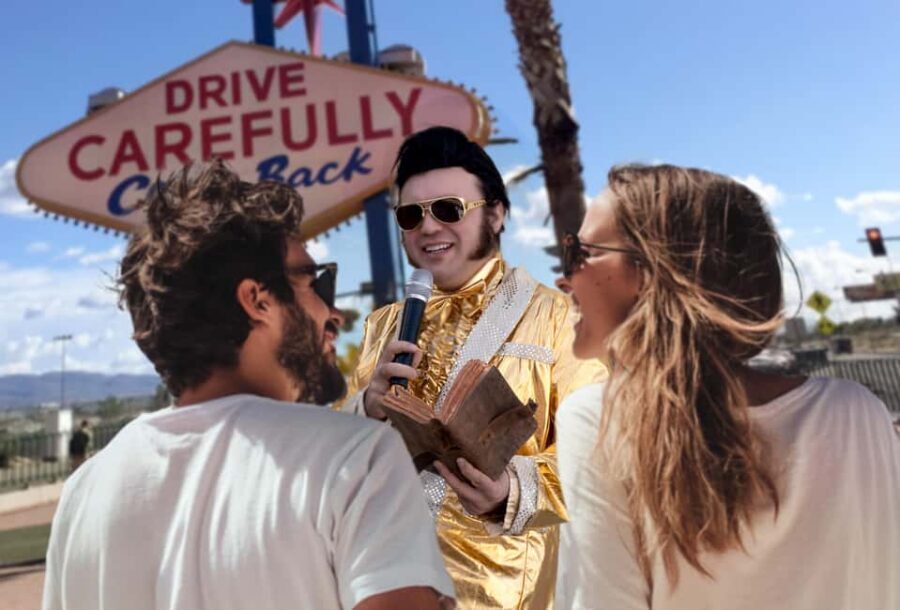 Las Vegas: Gold Elvis Vow Renewal or Wedding at Welcome Sign - First-Dance Serenade and the Quick Photo Shift