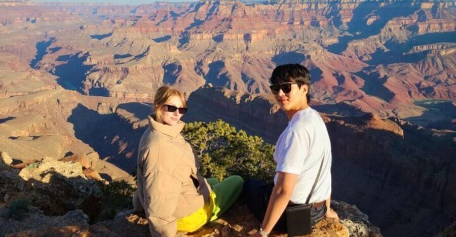 Las Vegas: Grand Canyon, Antelope, Horseshoe, Lake Powell - Las Vegas Welcome Sign and a Secret Photo Stop Before the Big Drives