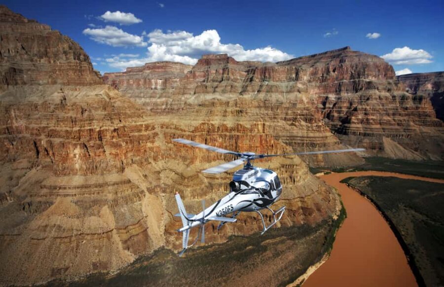 Las Vegas: Grand Canyon Helicopter Western Ranch Adventure - Landing at Grand Canyon Western Ranch near Spirit Mountain