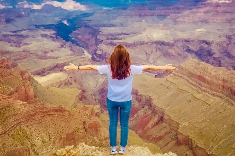 Las Vegas > Grand Canyon Sunrise + Antelope + Horseshoe Bend - Lake Powell water views and Glen Canyon Dam on the return