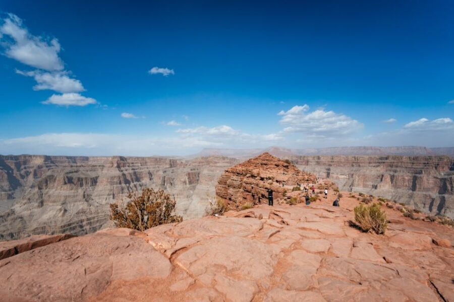 Las Vegas: Grand Canyon West & Hoover Dam Tour + Breakfast - Early Pickup, Comfortable Bus, and the Joshua Tree Forest Stretch