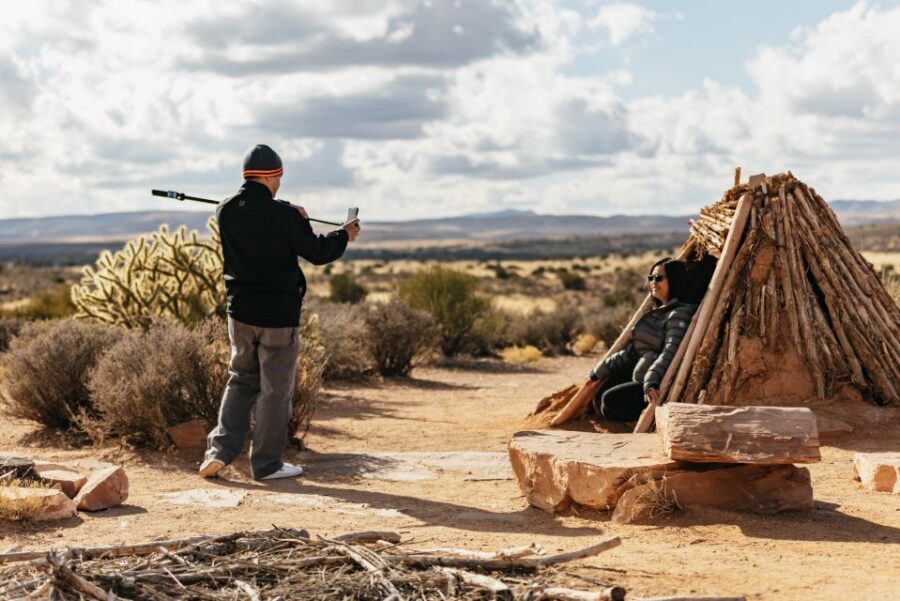 Las Vegas: Grand Canyon West Rim VIP Luxury Small Group Tour - The drive through Joshua Tree country (and why guides matter)