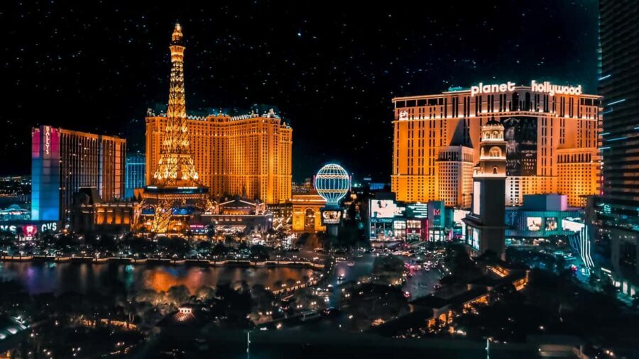 Las Vegas: Helicopter Tour of the Strip with Window Seats - Quick hits worth knowing