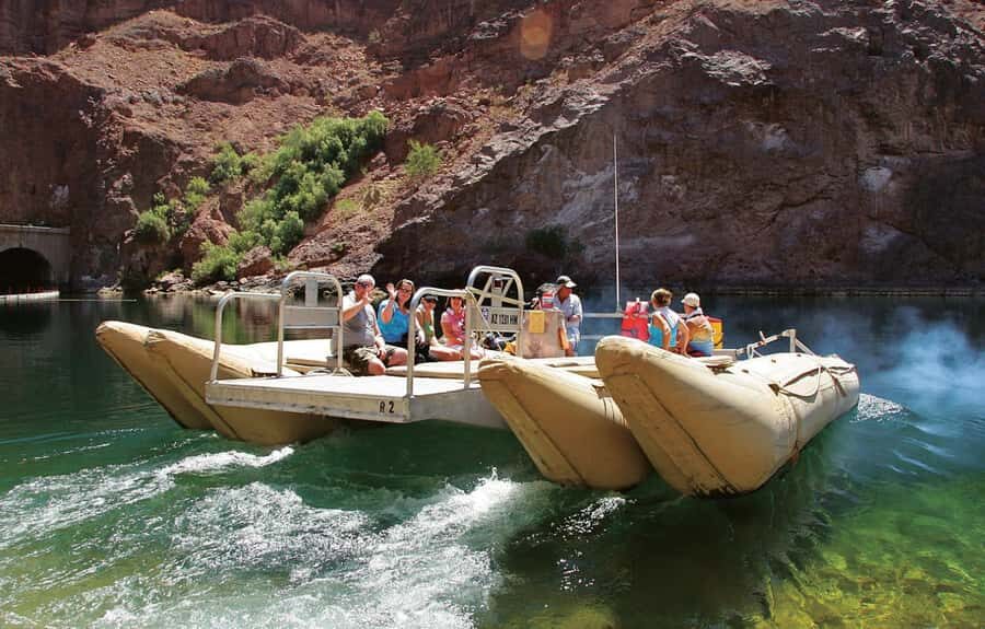 Las Vegas: Hoover Dam Tour and Rafting Adventure - The itinerary rhythm: timing, breaks, and meals