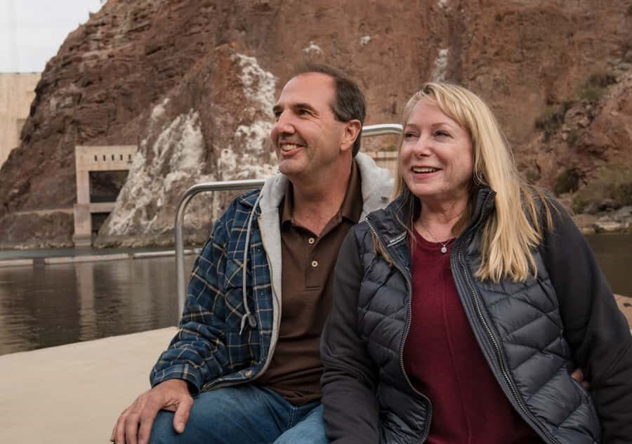 Las Vegas: Hoover Dam Tour and Rafting Adventure - Tour Trekker comfort vs. a normal bus