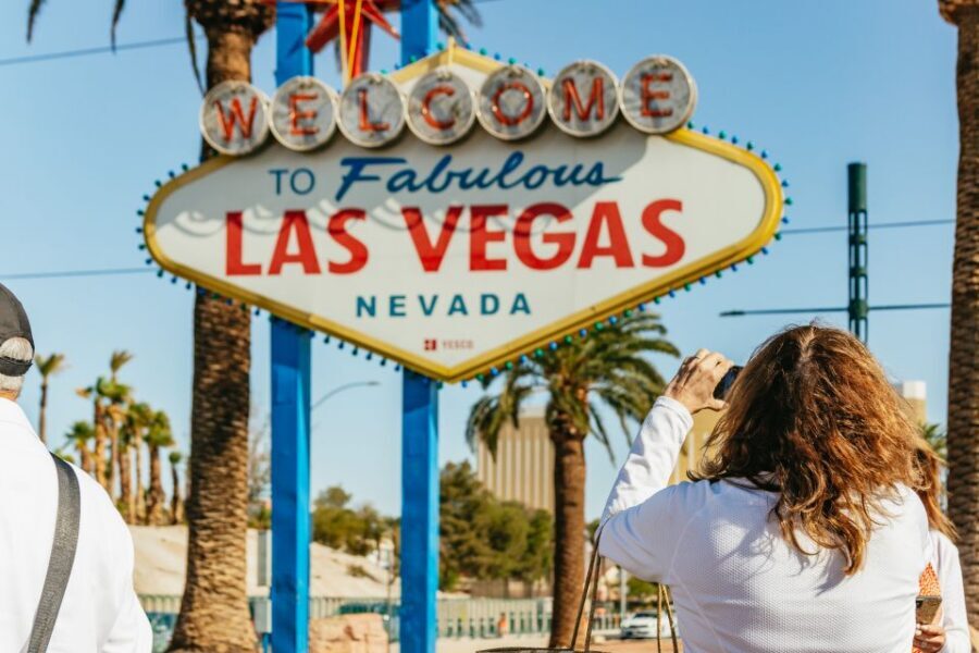 Las Vegas: Hoover Dam Ultimate VIP Tour with Lunch - Las Vegas Sign Photo Stop and the Mike O’Callaghan–Pat Tillman Bridge