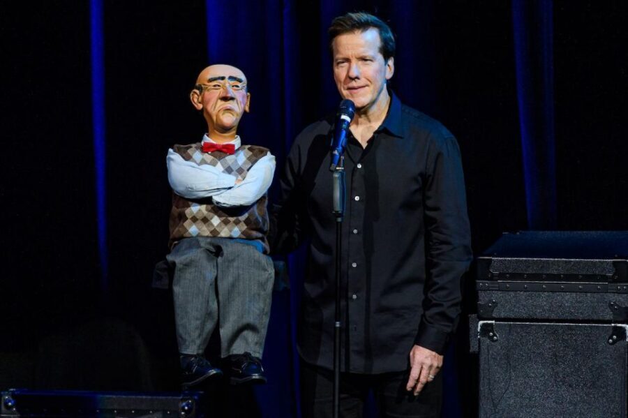 Las Vegas: Jeff Dunham - Artificial Intelligence - PH Live at Planet Hollywood: arriving, settling in, and getting comfortable
