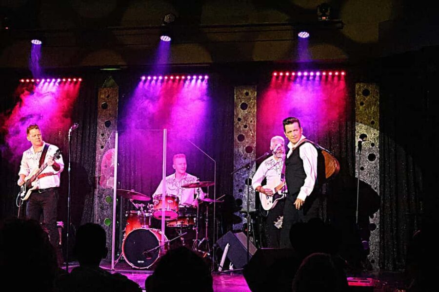 Las Vegas: Johnny Cash Tribute Show - The stories behind the songs: why the narrative is part of the value