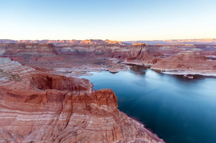 Las Vegas: Lower Antelope Canyon & Horseshoe Bend w/ Lunch - Lower Antelope Canyon is all about timing (and a guide)