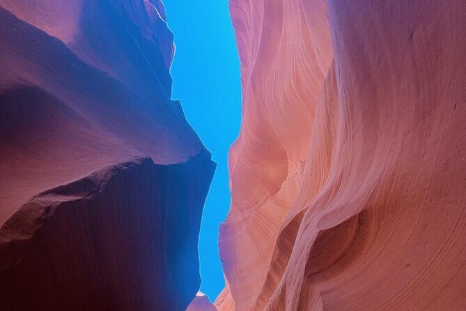 LAS VEGAS: Lower Antelope(PRIME TIME) Horseshoe Bend Lake Powell - Lower Antelope Canyon (Hazdistaz) in prime light: where the walls change everything