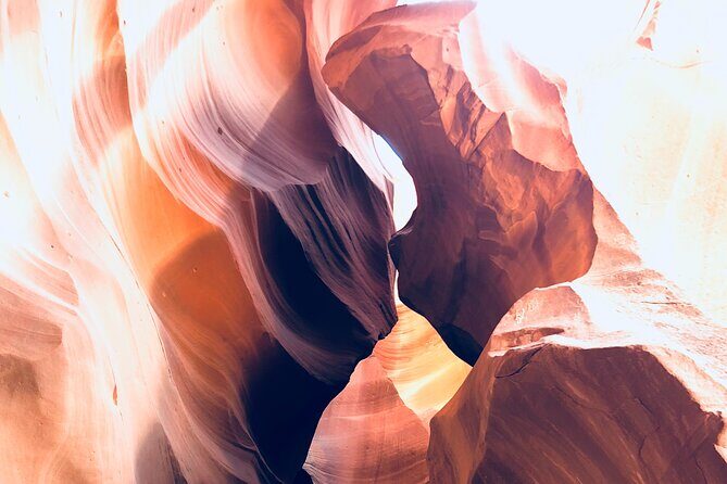 LAS VEGAS: Lower Antelope(PRIME TIME) Horseshoe Bend Lake Powell - Who this tour suits best (and who should choose something else)