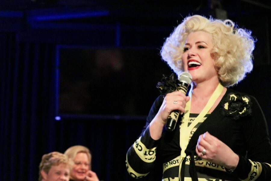 Las Vegas: Marriage Can Be Murder Dinner Show - The food: 4 courses built into the comedy rhythm