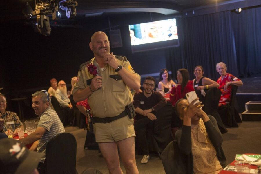 Las Vegas: Marriage Can Be Murder Dinner Show - Picking VIP vs regular seating: what your money buys you