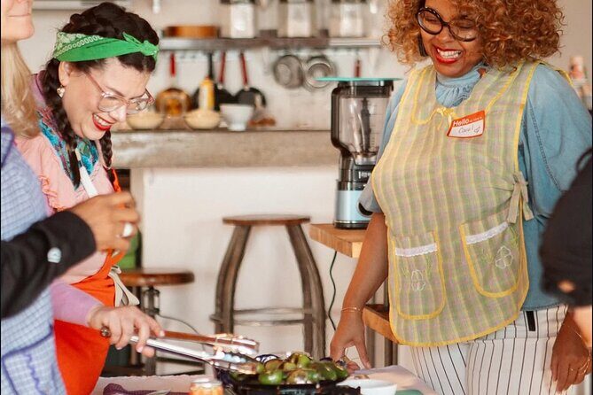 Las Vegas Mexican Salsa Cooking Experience with Celebrity Chef - Chef Luna: celebrity-chef warmth, real technique, and on-the-fly tweaks